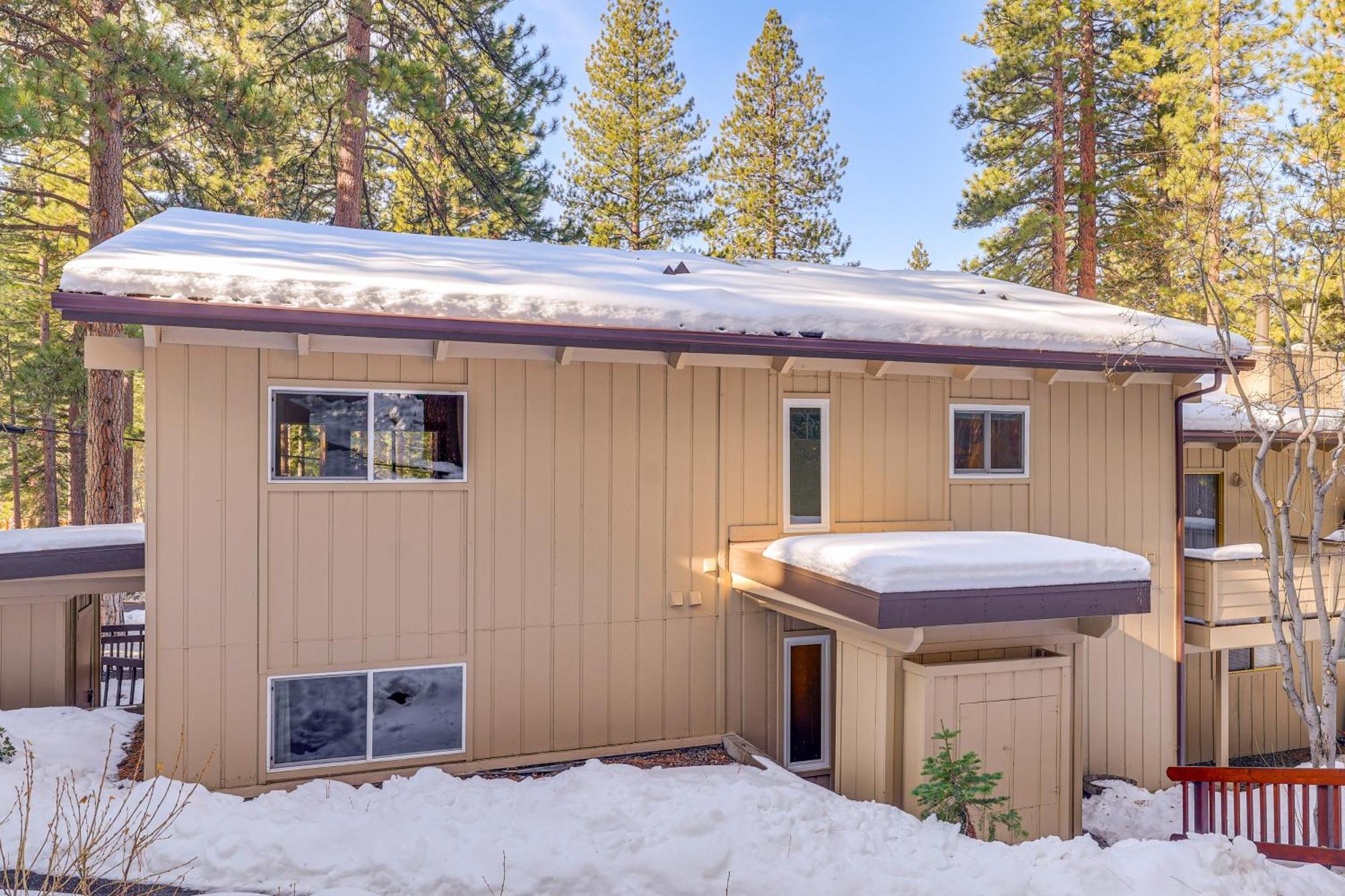 Incline Village Condo With Deck 1 Mi To Lake Tahoe Kültér fotó